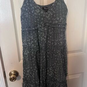 Trixxi Charcoal Floral Midi Dress